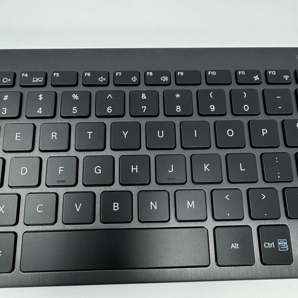 Samsung AA-SK2NWBB AA-SK2NWBB/US‎ Wireless Bluetooth Keyboard